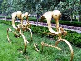 青岛美术学校雕塑_滨州宏景雕塑有限公司