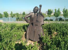 hj511 提琴手玻璃钢雕塑_音乐人物玻璃钢雕塑_滨州宏景雕塑有限公司