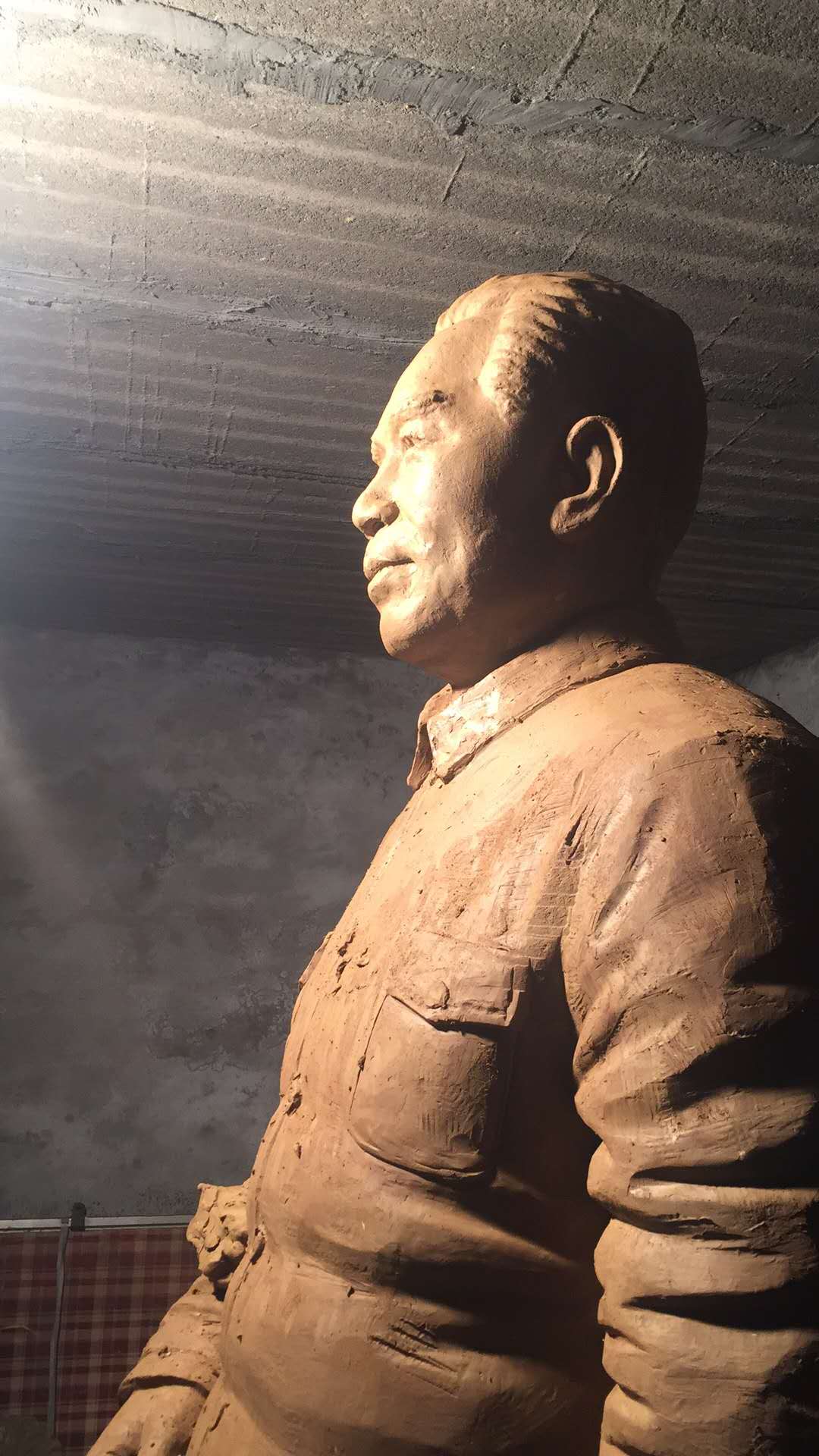 永远不能忘却的伟人：毛主席诞辰125周年_毛泽东